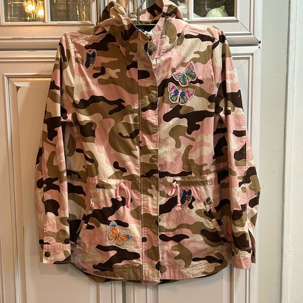 Love Tree Pink Camo Light Weight Hooded Jacket